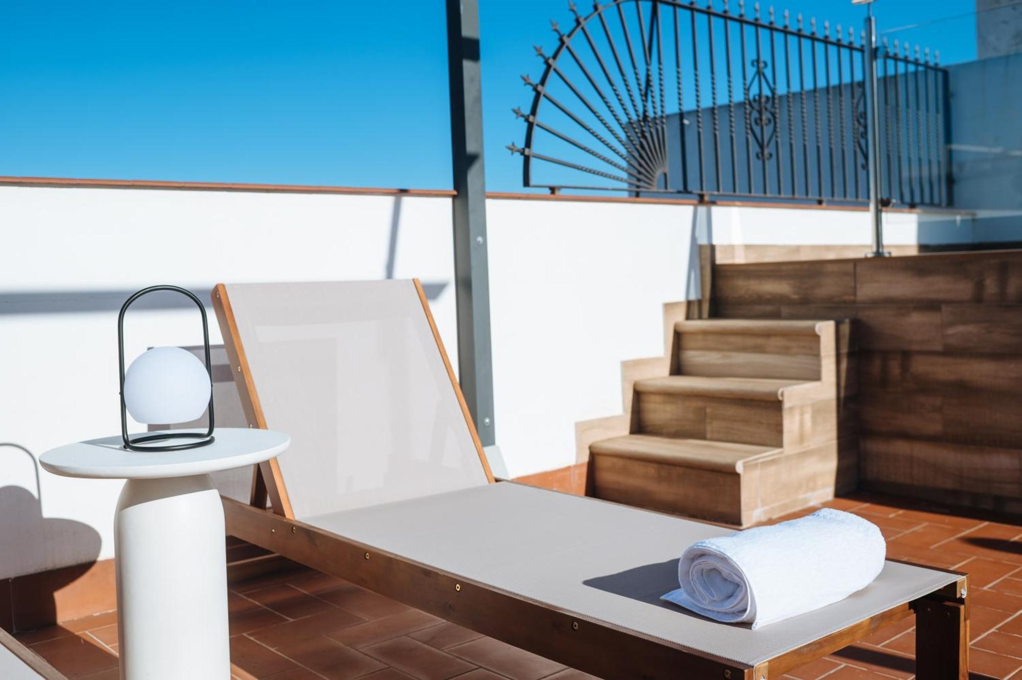 Apartamentos "El Escondite De Triana" Sevilla Eksteriør bilde